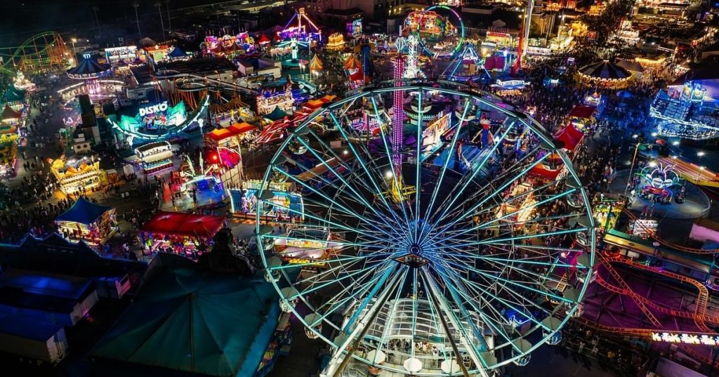 Luces de noria, iluminación LED para atracciones.