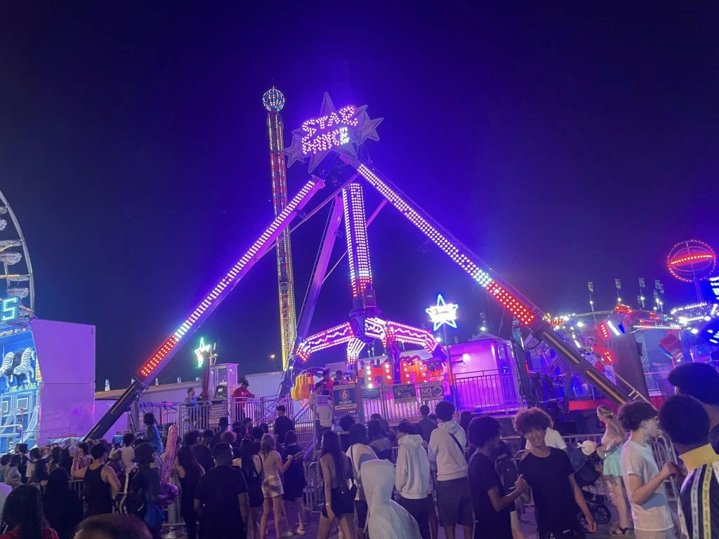Pendulum ride